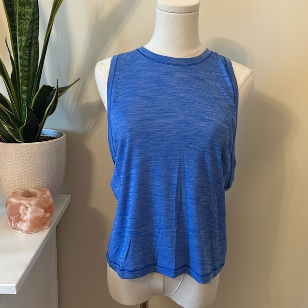 Lululemon run top sz 4 blue